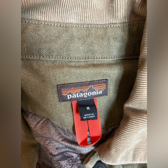 Patagonia Men’s Iron Forge Hemp Barn Jacket - Picture 8 of 13